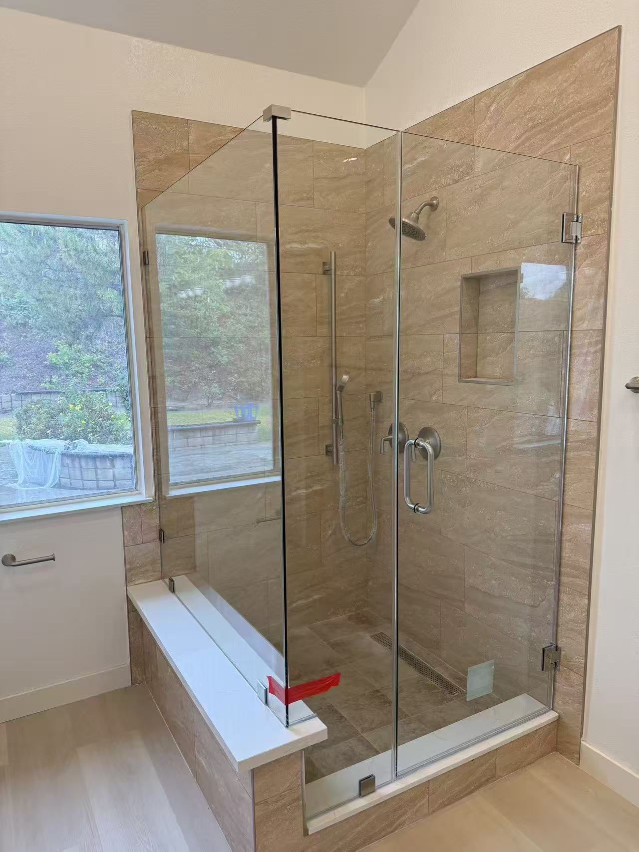 APLUS CUSTOM SHOWER DOOR - Image 3